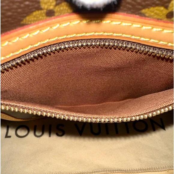 🛑SOLD🛑🆒😎🆒Authentic Louis Vuitton Bosphore Fanny Pack/Bumbag Monogram - Picture 13 of 17